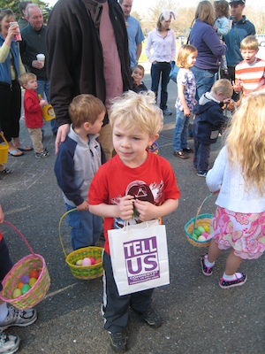 Easter egg hunt (04-03-2010 08:09)