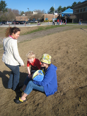 Xine, Isla and Cole (04-03-2010 08:23)