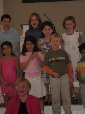 Tim at the Kidsing performance (04-04-2010 09:38)