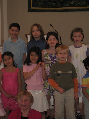 Tim at the Kidsing performance (04-04-2010 09:38)