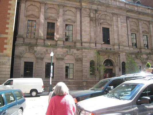 Outside the Athenaeum (04-14-2010 13:32)