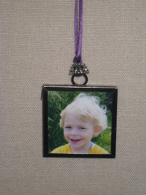 Tim necklace (04-21-2010 06:38)