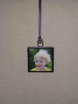 Tim necklace (04-21-2010 06:39)