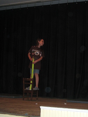 "Sarah and the Cornstalk" a play at Ferry Beach (05-08-2010 15:35)