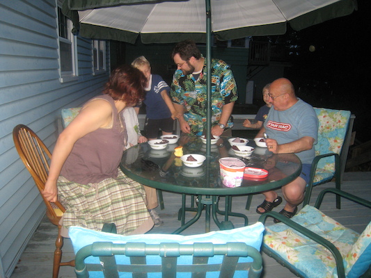 Poppy's 70th birthday (05-22-2010 19:12)