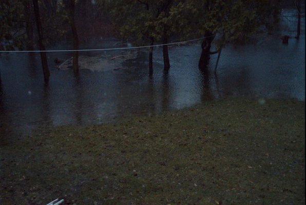 Back yard flooding (05-30-2010 08:07)