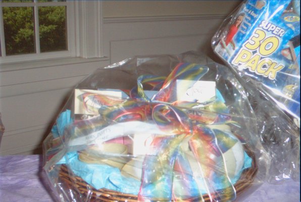 Basket at Church (05-30-2010 14:46)