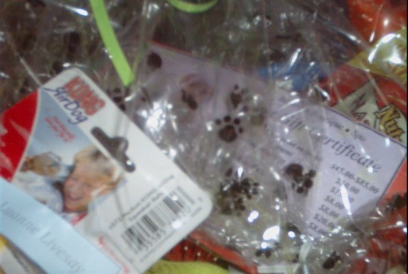 Basket at Church (05-30-2010 14:46)