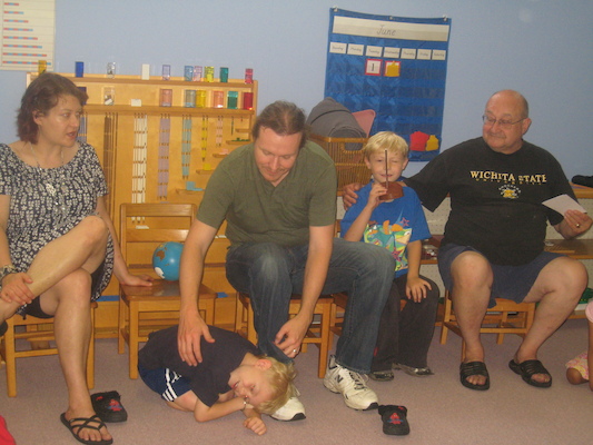 Xine, Cole, Ben, Tim, Poppy (06-02-2010 12:51)