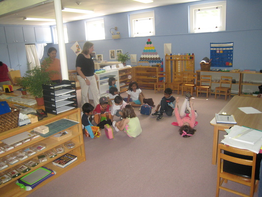 Cole's classroom (06-02-2010 13:09)