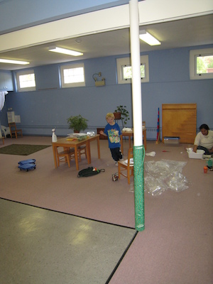 Cole at the Montessori school (06-09-2010 09:21)