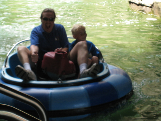 Ben and Cole in the bumper boats (07-15-2010 11:21)