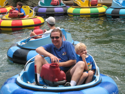 Ben and Cole in the bumper boats (07-15-2010 11:27)