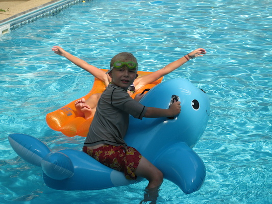 Tim swimming at the Cordes' pool party (07-17-2010 14:33)