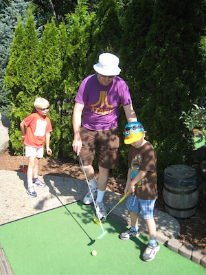 Tim, Ben and Cole mini-golfing (07-18-2010 09:02)