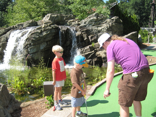 Tim, Ben and Cole mini-golfing (07-18-2010 09:07)