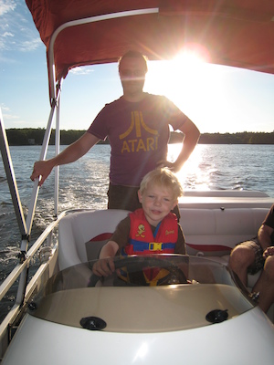 Xole piloting the boat (07-18-2010 18:01)