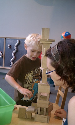 Cole and Xine building (08-08-2010 16:07)