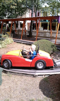 Tim and Cole in a car (08-15-2010 11:05)