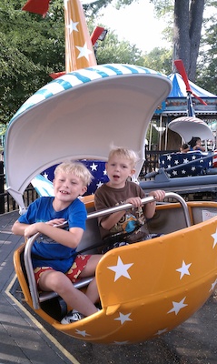 Tim and Cole in the helicopters (08-15-2010 17:47)