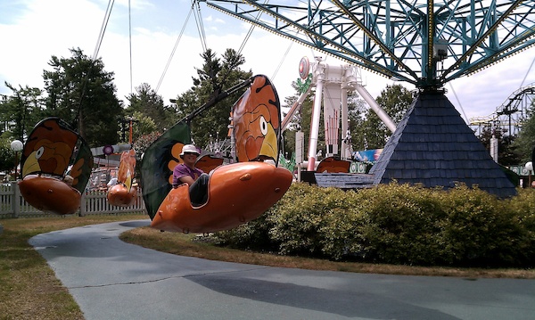Ben and Cole on the rooster (08-15-2010 10:56)