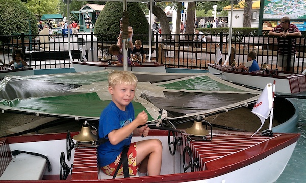 Tim on the boat (08-15-2010 16:54)