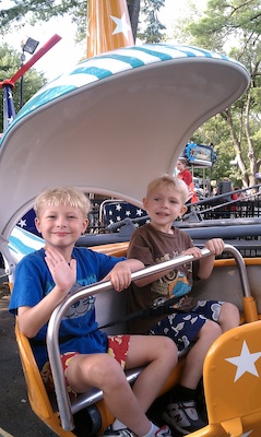 Tim and Cole on a helicopter (08-15-2010 17:46)