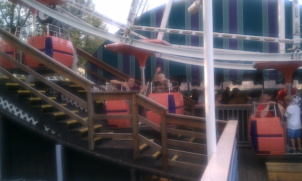 Cole and Ben on the ferris wheel (08-15-2010 18:24)