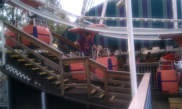 Cole and Ben on the ferris wheel (08-15-2010 18:24)