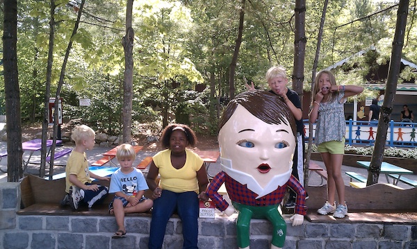 Cole, Solomon, Yazzi, Tim and Linnea (08-21-2010 10:03)