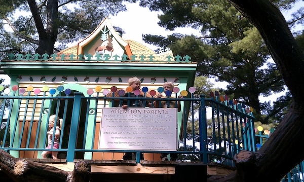 Tim and Cole in a treehouse (08-21-2010 10:12)