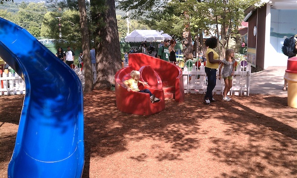 Cole, Yazzi and Linnea (08-21-2010 10:15)