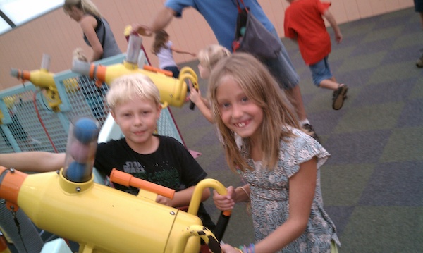 Tim and Linnea with the pneumatic cannon (08-21-2010 12:08)