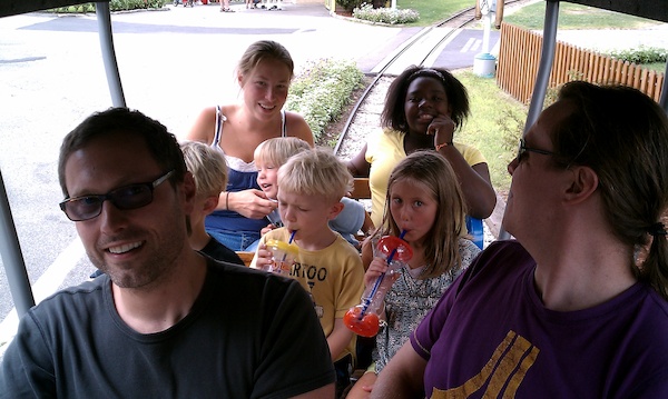 Annika, Solomon, Yazzi, Tim, Cole, Linnea, Harrison and Ben on a train (08-21-2010 14:58)