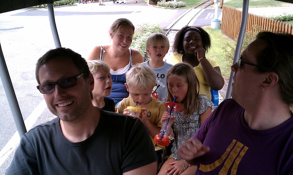 Annika, Solomon, Yazzi, Tim, Cole, Linnea, Harrison and Ben on a train (08-21-2010 14:58)