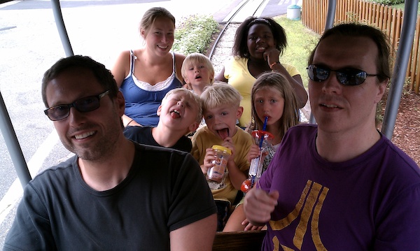 Annika, Solomon, Yazzi, Tim, Cole, Linnea, Harrison and Ben on a train (08-21-2010 14:58)