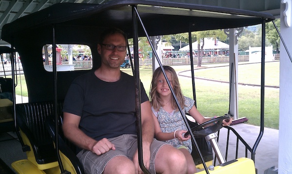 Harrison and Linnea driving (08-21-2010 15:45)