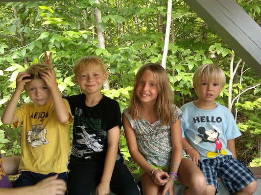 Cole, Tim, Linnea and Solomon (08-23-2010 07:49)