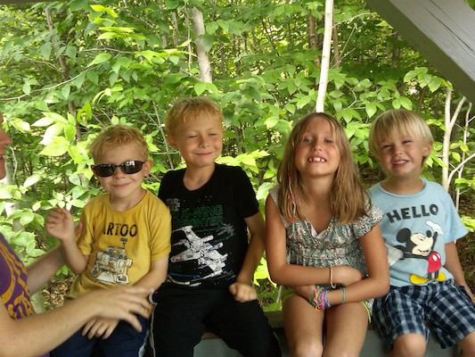 Cole, Tim, Linnea and Solomon (08-23-2010 07:49)