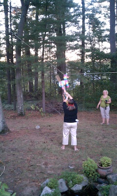 Daisy vs. the Pinata (08-26-2010 19:22)