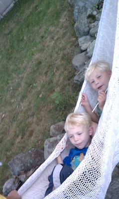 Tim and Cole in a hammock (09-06-2010 18:21)