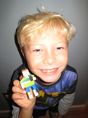 Tim's lego schoolkid (09-08-2010 06:40)