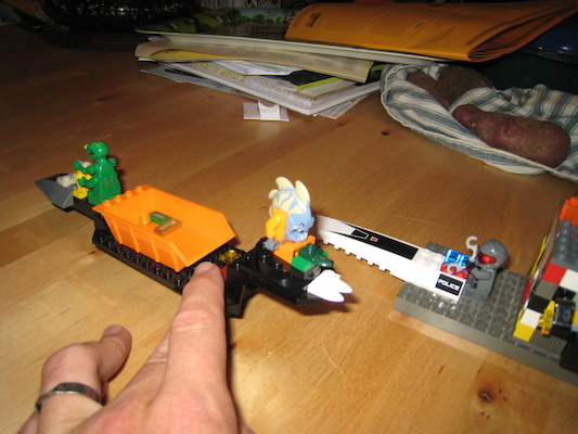 Tim's Space Police ships (09-11-2010 17:34)