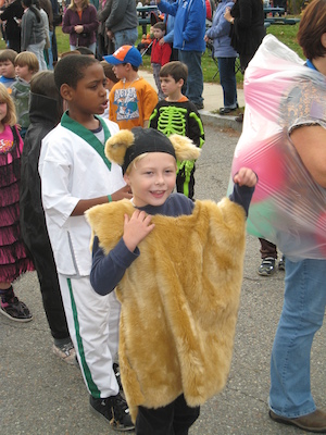 Tim parading (10-29-2010 14:00)