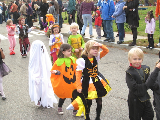 Cole parading (10-29-2010 14:01)