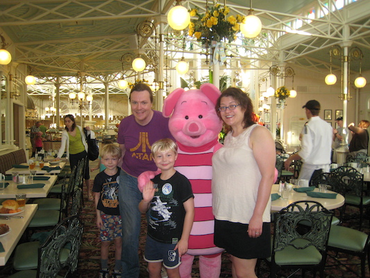 Cole, Ben, Tim, Piglet and Xine (02-27-2011 08:18)