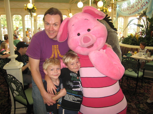 Ben, Cole, Tim and Piglet (02-27-2011 09:05)