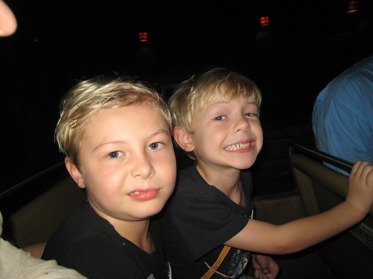 Xine, Tim and Cole on "It's a Small World" (02-27-2011 10:24)