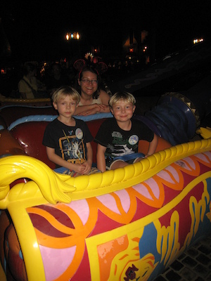 Cole, Xine and Tim on the magic carpet (02-27-2011 19:20)