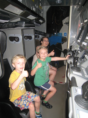 Cole, Tim and Xine about to fly to Mars (02-28-2011 10:16)